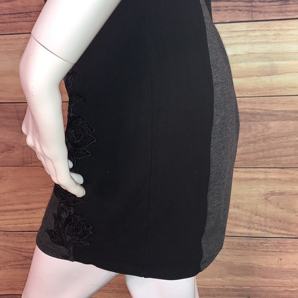 Truly Poppy black grey panel crochet lacey dress formal flower stitch fix M MD - Picture 11 of 17